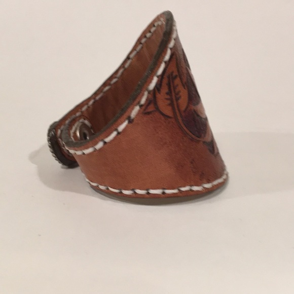 Boho Western Floral Tooled Leather Cuff Bracelet - Picture 3 of 14